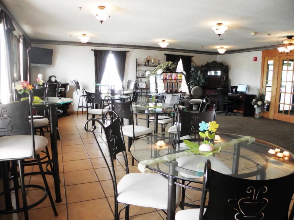 Hotel Days By Wyndham Battlefield Rd/hwy 65