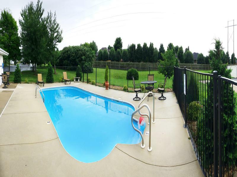 Days By Wyndham Battlefield Rd/hwy 65 2*